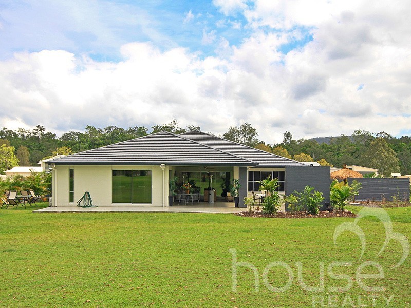 8 Kallatina Terrace, Karalee QLD 4306