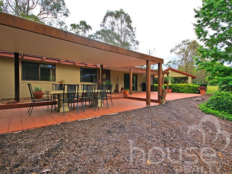 484 Mt Crosby Road, Anstead QLD 4070