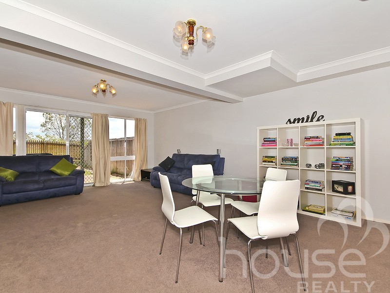 4/302 College Road, Karana Downs QLD 4306