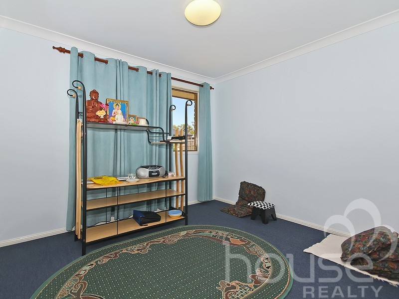 4 Fryer Close, Bellbowrie QLD 4070