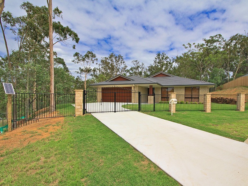 48 Jack Holt Place, Mount Crosby QLD 4306