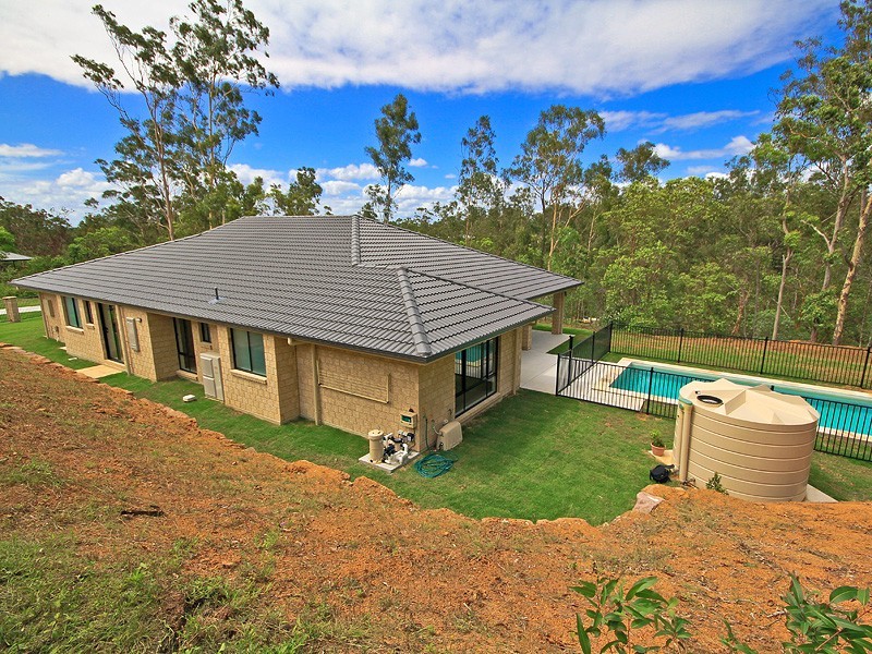 48 Jack Holt Place, Mount Crosby QLD 4306