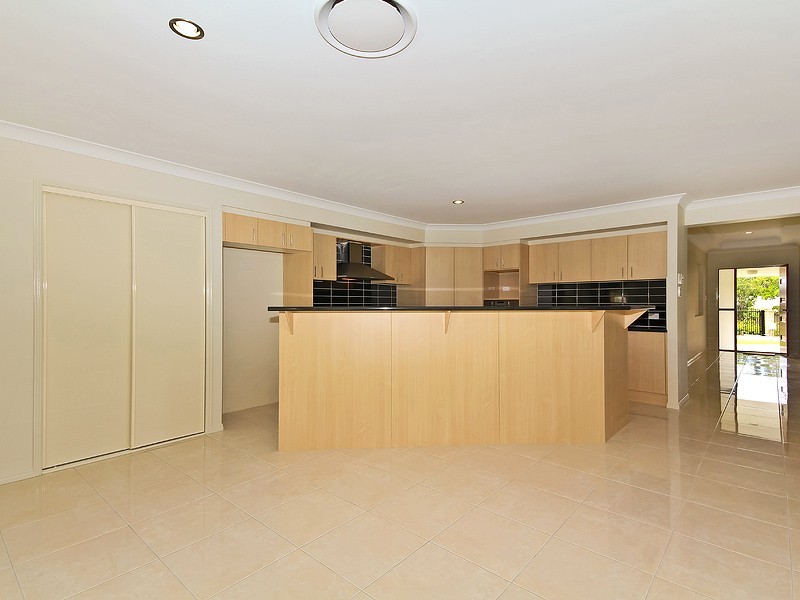 48 Jack Holt Place, Mount Crosby QLD 4306