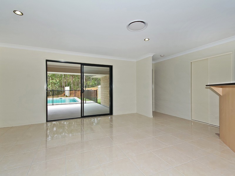48 Jack Holt Place, Mount Crosby QLD 4306