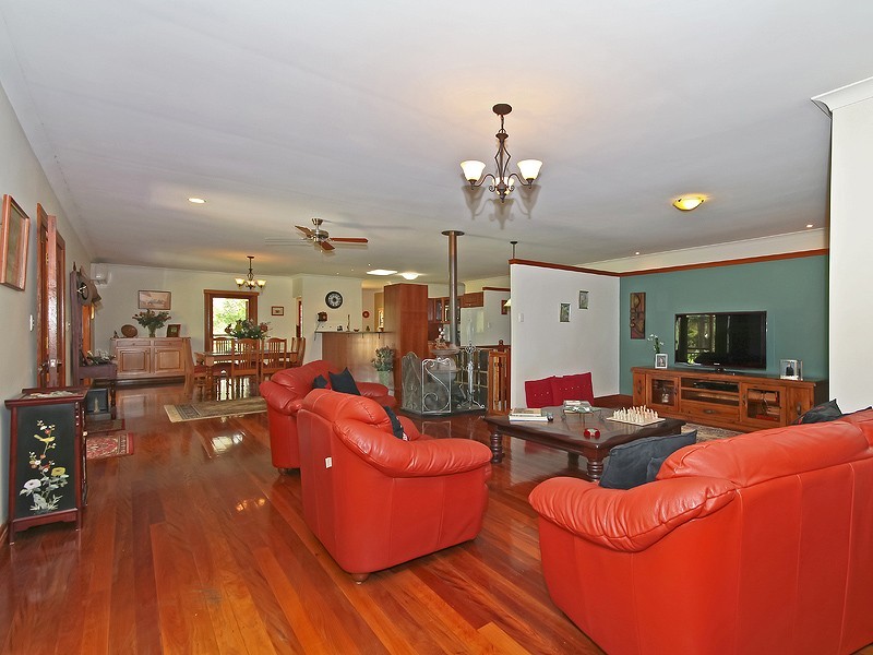 23 Glengariff Close, Chuwar QLD 4306