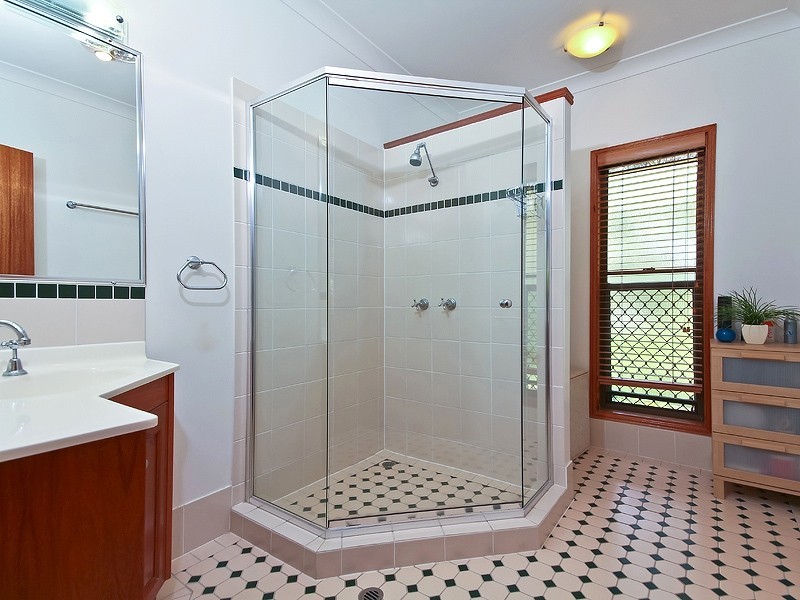 23 Glengariff Close, Chuwar QLD 4306