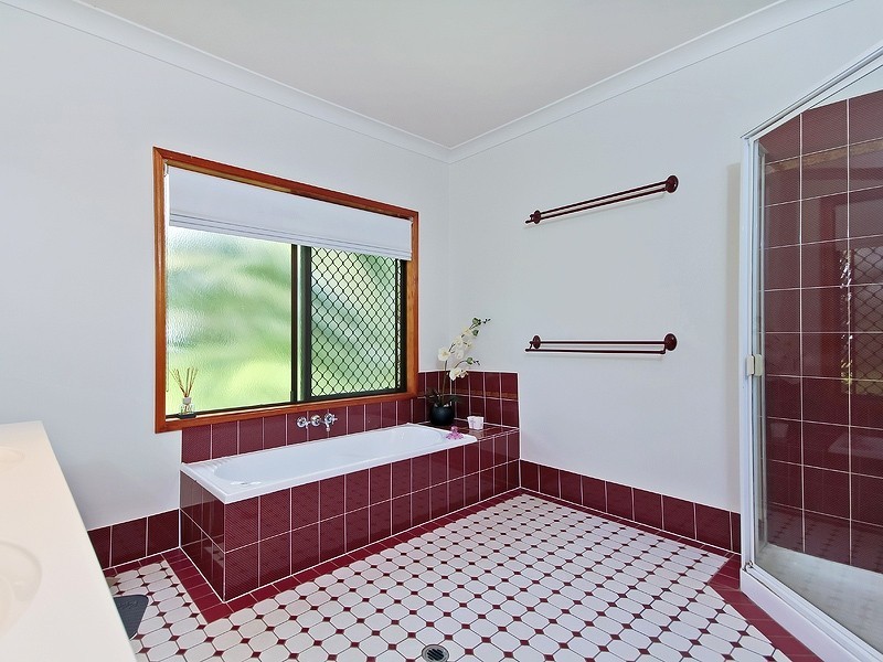 23 Glengariff Close, Chuwar QLD 4306