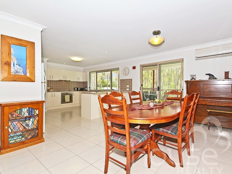 31 Jack Kerr Court, Mount Crosby QLD 4306