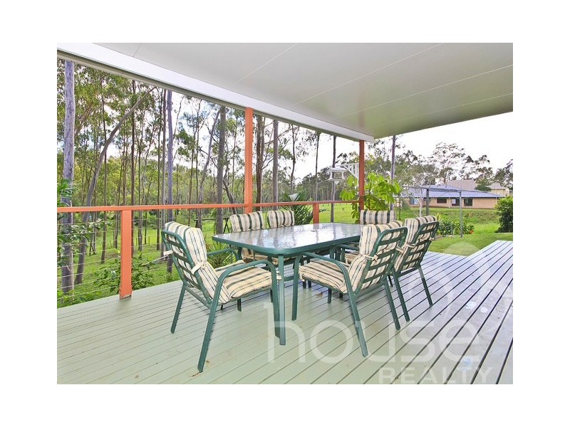 31 Jack Kerr Court, Mount Crosby QLD 4306