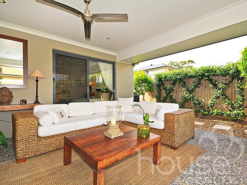 5 Barbara Court, Moggill QLD 4070