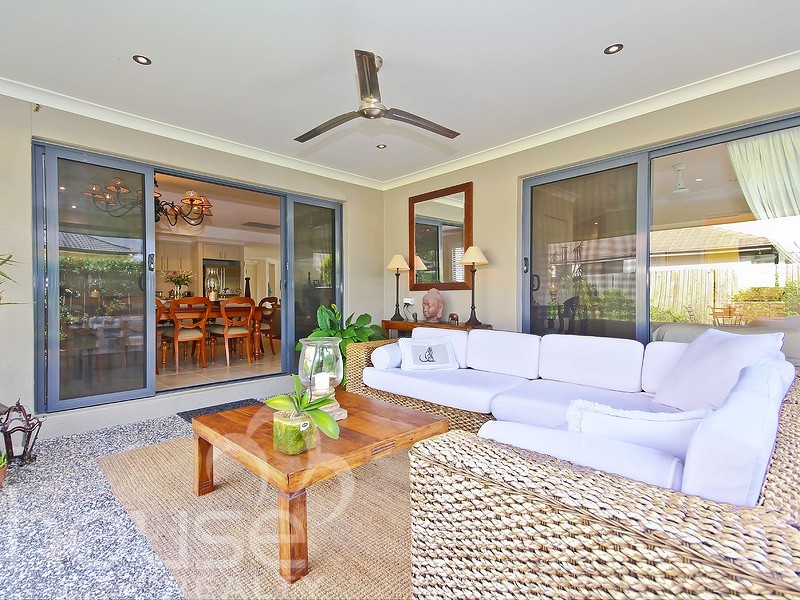 5 Barbara Court, Moggill QLD 4070