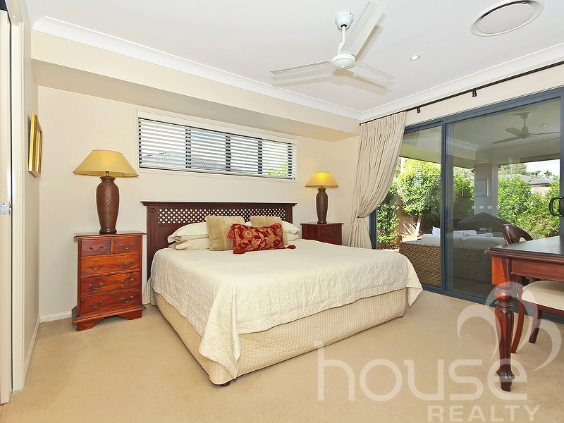 5 Barbara Court, Moggill QLD 4070