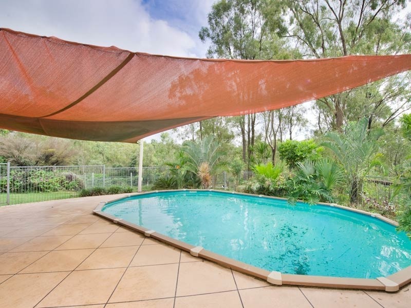 8 Tallarook Court, Karana Downs QLD 4306