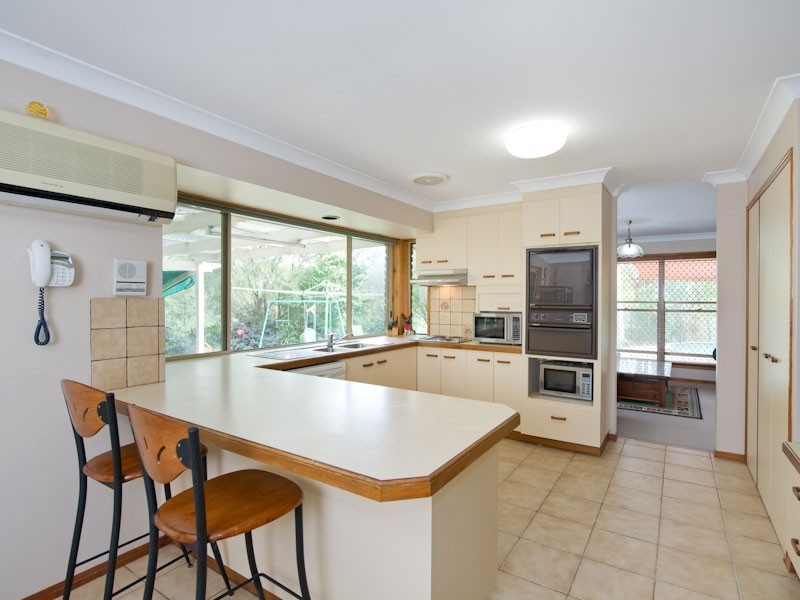 8 Tallarook Court, Karana Downs QLD 4306