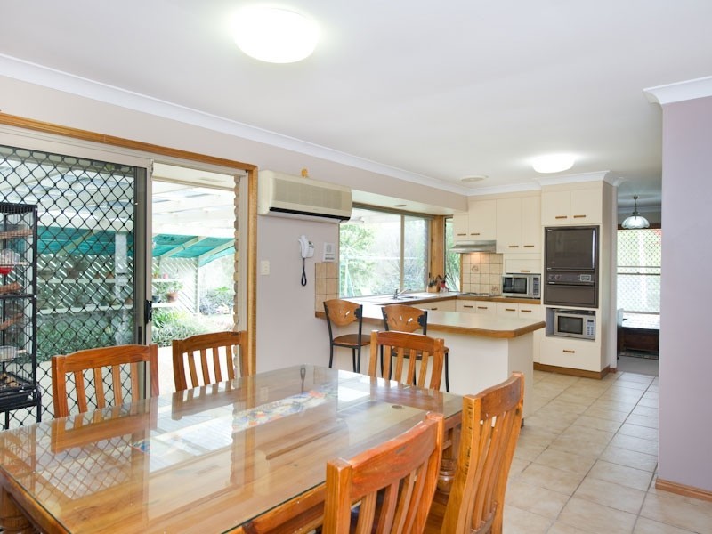 8 Tallarook Court, Karana Downs QLD 4306