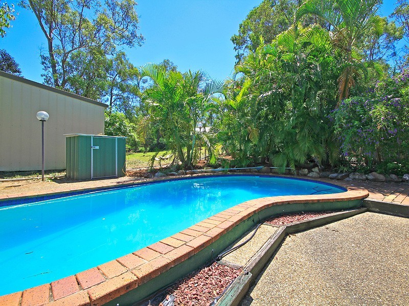 6 Takara Court, Karana Downs QLD 4306