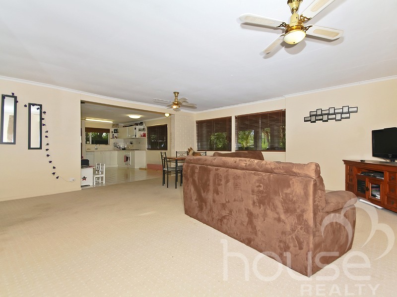 5 Apurla Court, Karana Downs QLD 4306