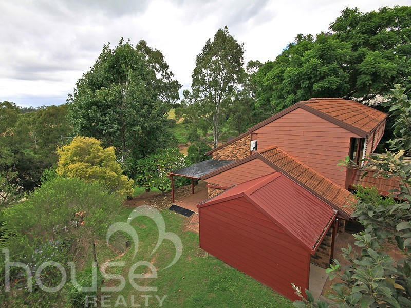 11 Nawalla Court, Karana Downs QLD 4306