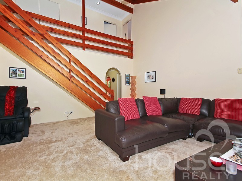 11 Nawalla Court, Karana Downs QLD 4306