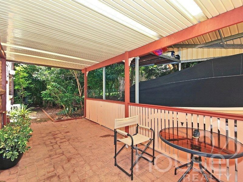 11 Nawalla Court, Karana Downs QLD 4306