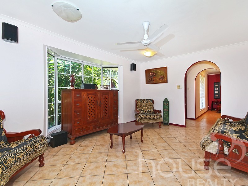 9 Kooralla Court, Karana Downs QLD 4306