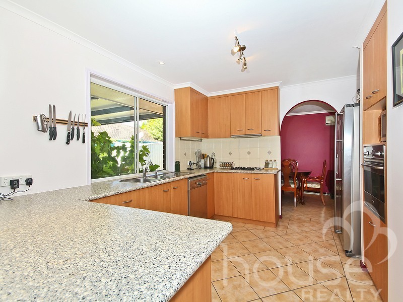 9 Kooralla Court, Karana Downs QLD 4306