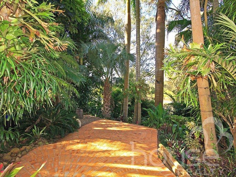 10 Islandview Street, Barellan Point QLD 4306