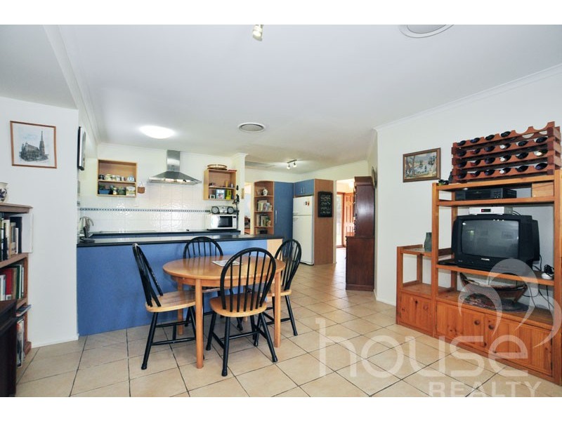 26 Islandview Street, Barellan Point QLD 4306