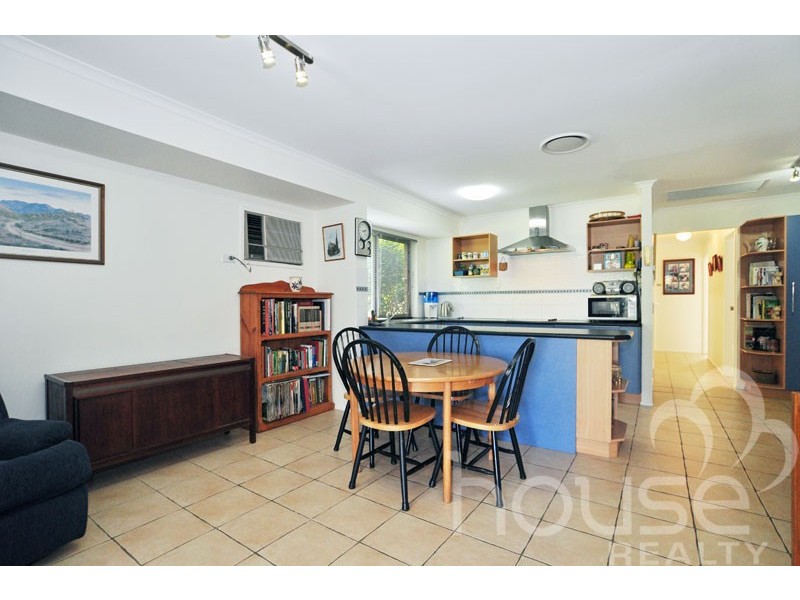 26 Islandview Street, Barellan Point QLD 4306