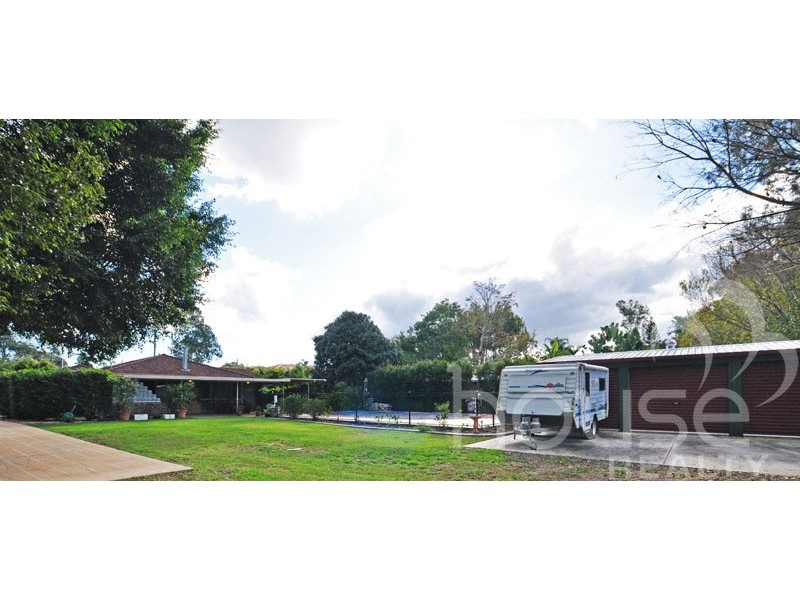 26 Islandview Street, Barellan Point QLD 4306