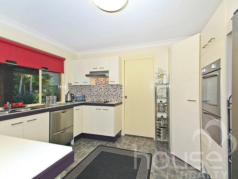 12 Nerrina Court, Karana Downs QLD 4306