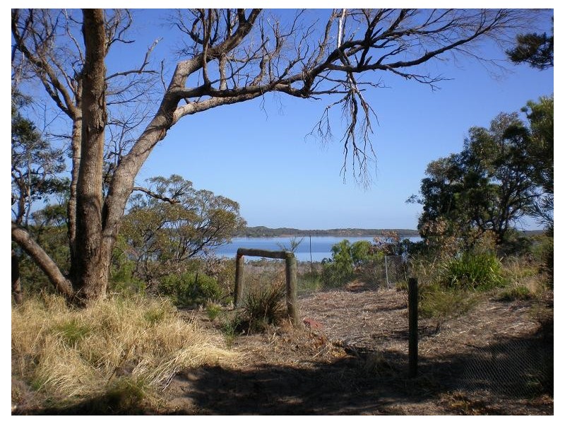 19 Wildflower Way, Leschenault WA 6233