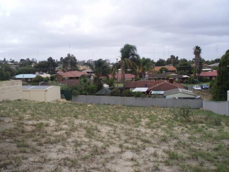 8 Leedshill Way, Australind WA 6233