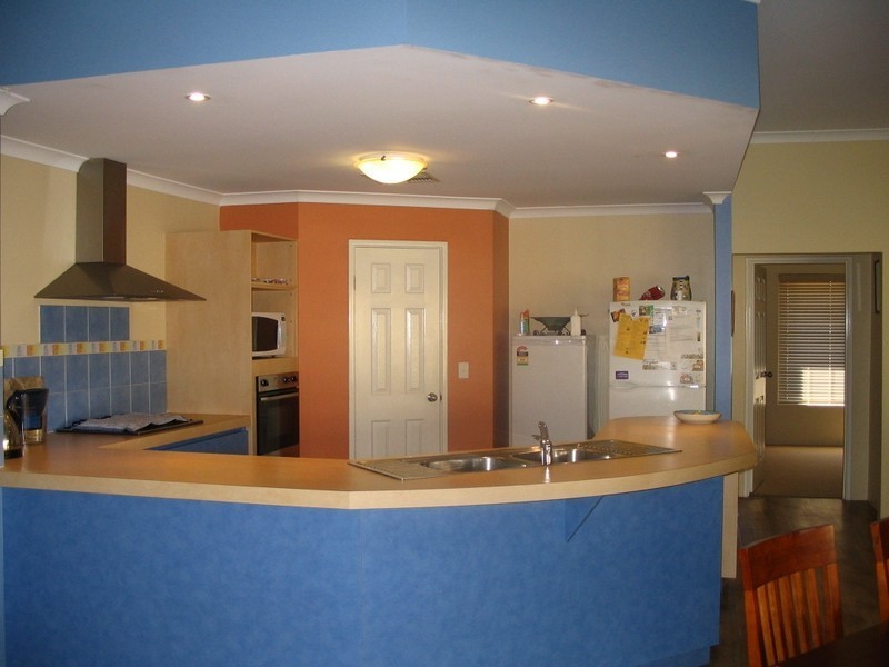 27  Daablone Vista, Dalyellup WA 6230