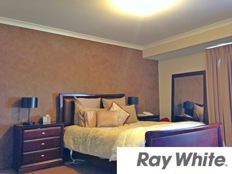 17 Claymore Loop, Dalyellup WA 6230
