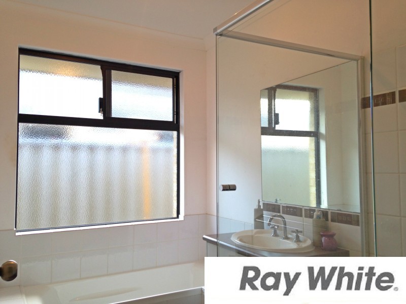 17 Claymore Loop, Dalyellup WA 6230