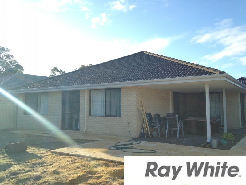 17 Claymore Loop, Dalyellup WA 6230