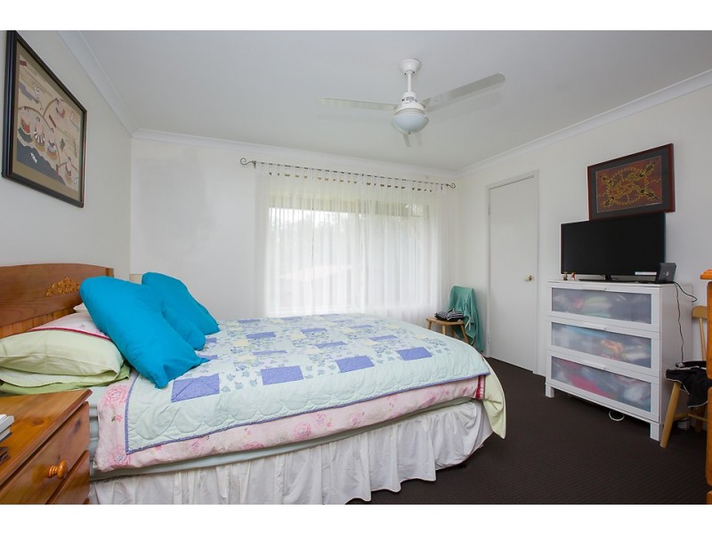 11 Little Place, Leschenault WA 6233