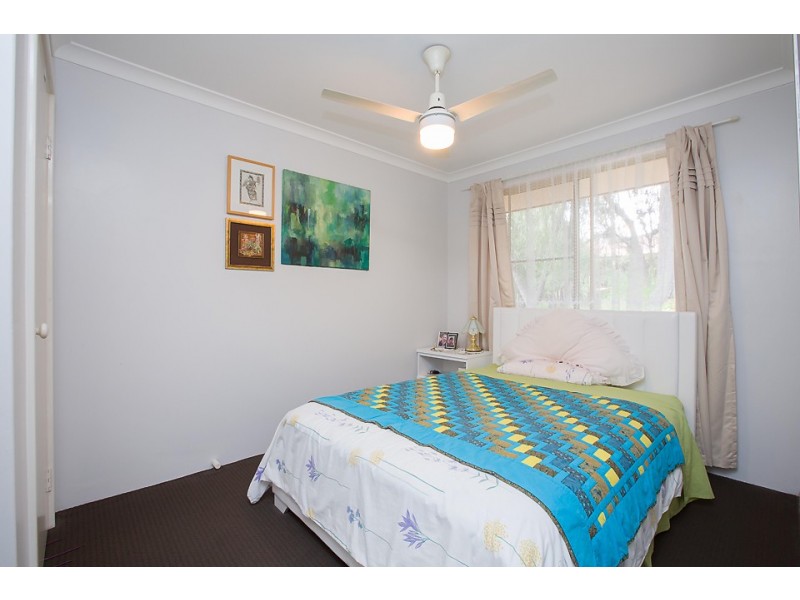 11 Little Place, Leschenault WA 6233