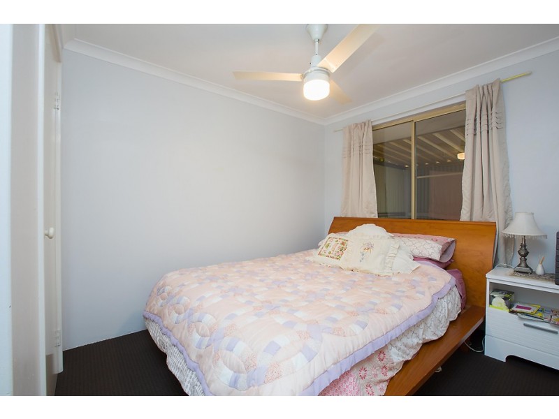 11 Little Place, Leschenault WA 6233