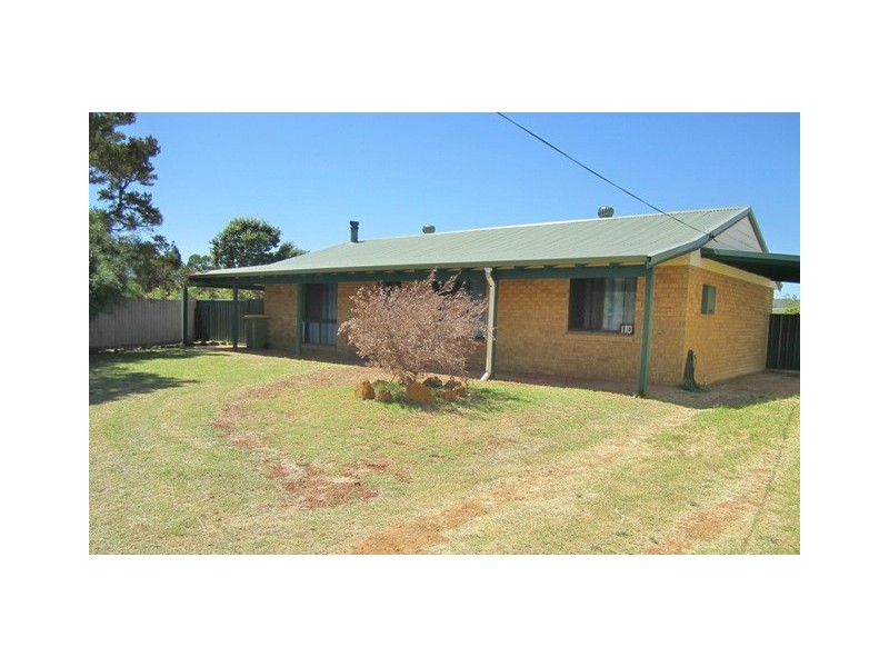 14 Brooksy Place, Burekup WA 6227