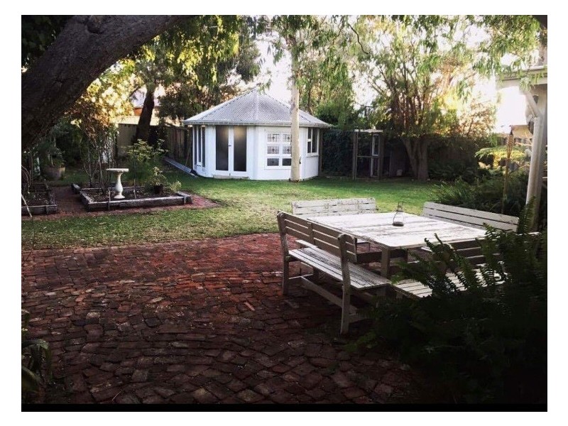 16 Rodsted Street, East Bunbury WA 6230