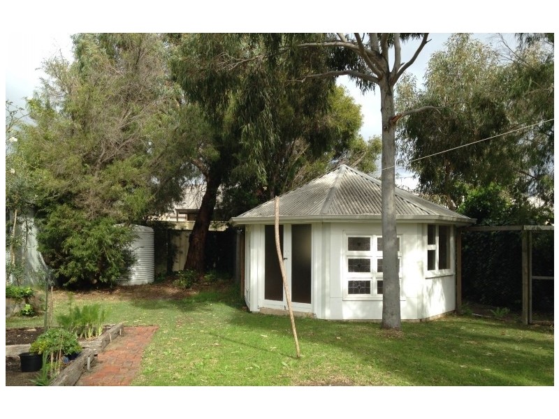 16 Rodsted Street, East Bunbury WA 6230