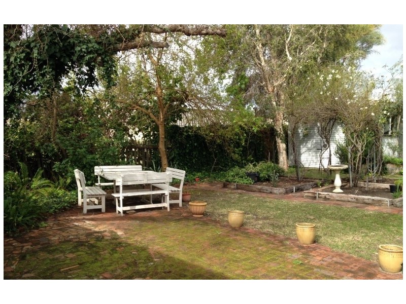 16 Rodsted Street, East Bunbury WA 6230