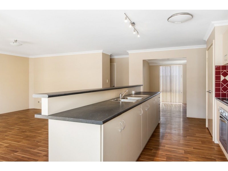 34 Possum Way, College Grove WA 6230