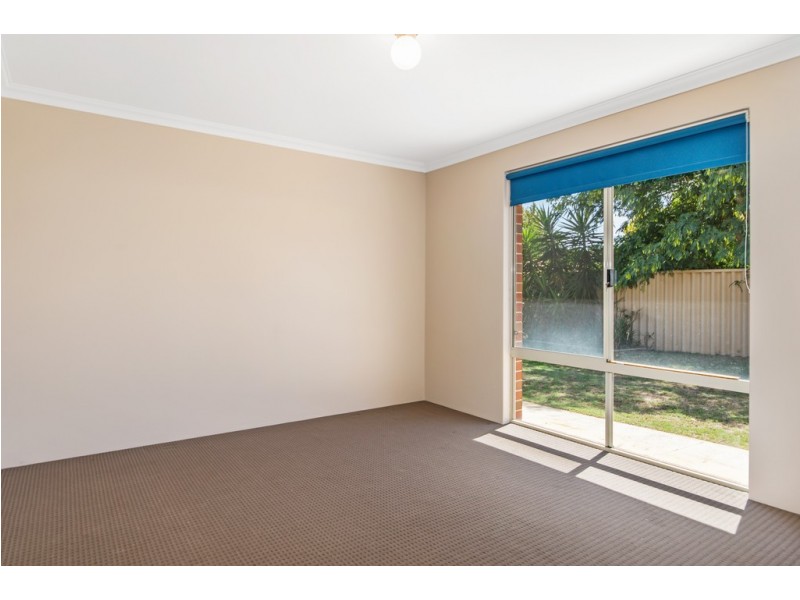 34 Possum Way, College Grove WA 6230