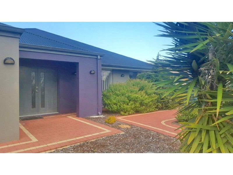 15 Aquamarine Terrace, Australind WA 6233