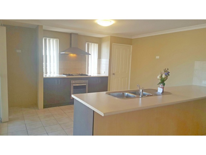 15 Aquamarine Terrace, Australind WA 6233