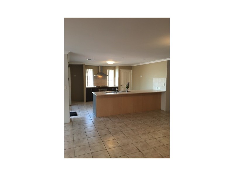 15 Aquamarine Terrace, Australind WA 6233