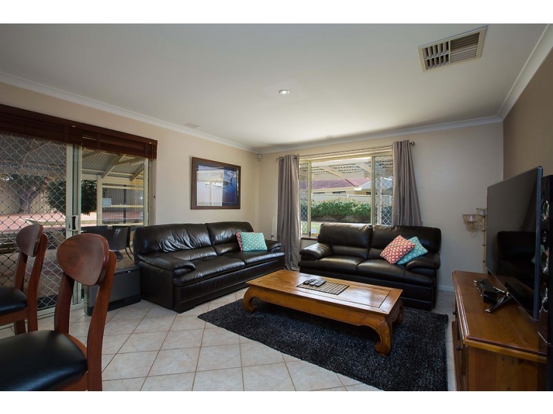 8 Arabian Gardens, Eaton WA 6232